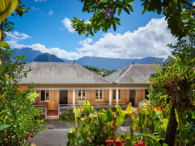 RU_Hell_Bourg_bat_ch_famille