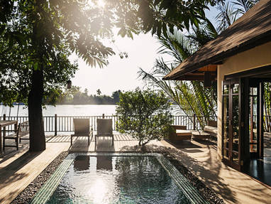 river-front-Pool-villa-2-Bedrooms-relax-river