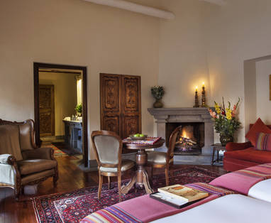 PE_Inkaterra_La_Casona_suite_slaapkamer_LC_Suite_Balcon02