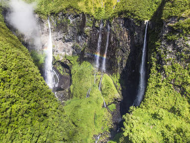 bassins_cascades_trou_de_fer10_-_CREDIT_IRT_-_lionel_ghighi_dts_07_2021