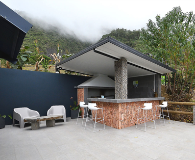 home_betheme_offersliderthumb_21