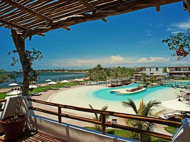 PE_La_Hacienda_Bahia_Paracas_zwembad_buiten_terras_kopie___WHW6204