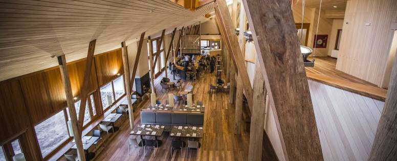 PE_explora_valle_sagrado_bar_restaurant_9.-bar-at-explora-valle-sagrado-muhxkzc0ajf6i2amh7q3zj13zvfn4px39j8c9uevm0