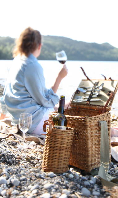 Lake_Tarawera_Picnic