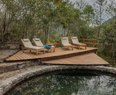 PE_Gocta_Natura_Reserve_zwembad_terras_Photo_9-16-19__19_55_00