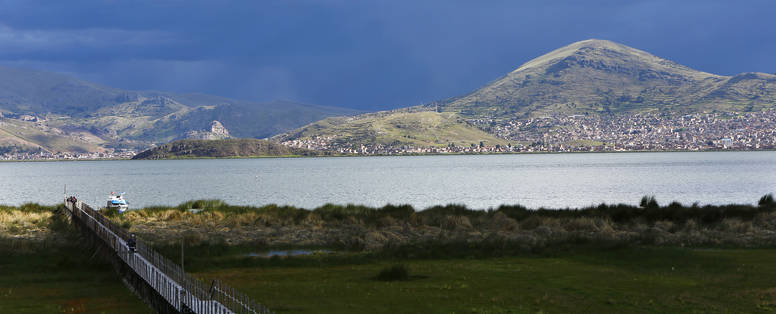 PE_Casa_Andina_Premium_Puno_tuin_met_uitzicht_Muelle_(5)