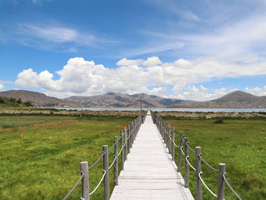 PE_Casa_Andina_Premium_Puno_tuin_steiger_meer_Muelle_(4)