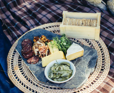 NZ_WANAKA_MajorDomo_MahuWhenua_Picnic145HERO_5_Cheese_board