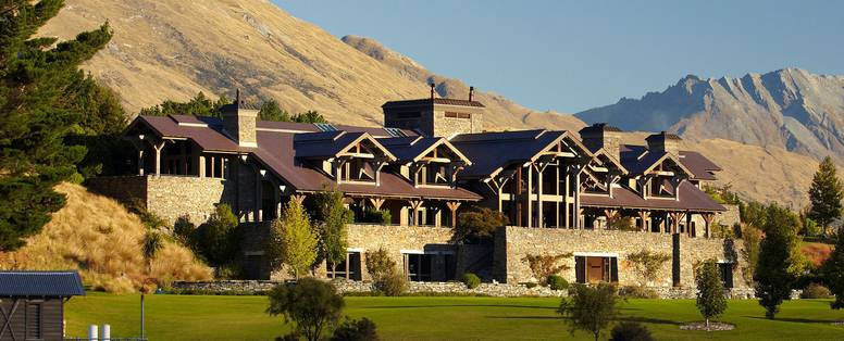 NZ_Glenorchy_Blanket_Bay_Lodge_Lakefront