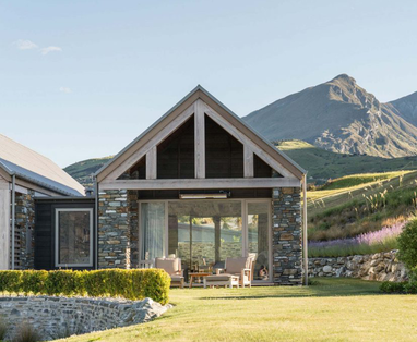 NZ_Glenorchy_Blanket-Bay-Villa-5-1024x683