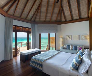 Baros_Maldives_Water_Villa