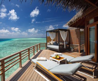 Baros_Maldives_Water_Villa_Deck