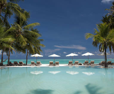 Gili_Lankanfushi_-_GLM_Swimming_Pool