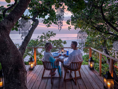 LG_-_Tree_top_dining