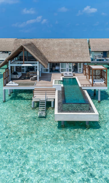 LG_-_Water_Villas_