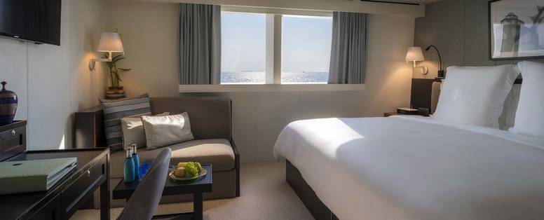 FS_Explorer_-_Stateroom_