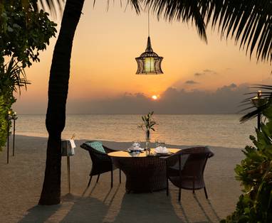 Anantara_Dhigu_Dining_By_Design