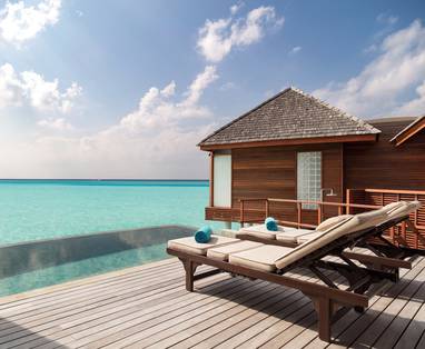 Anantara_Dhigu_Over_Water_Villa_98_Pool