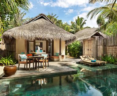 Anantara_Dhigu_Family_Suite_Out_In