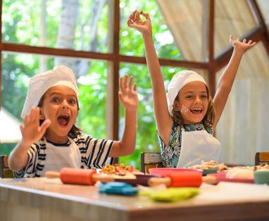 mlexr-kids-cookingclass-6808-hor-clsc