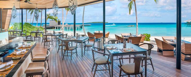 mlexr-restaurant-6194-hor-clsc