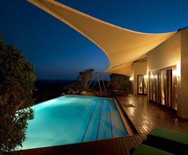 Emirates_Suite_-_Private_Pool