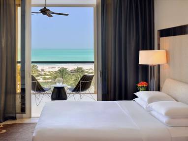 Park_Hyatt_AUH_Sea_View_Room-min