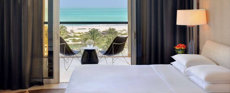 Park_Hyatt_AUH_Sea_View_Room-min