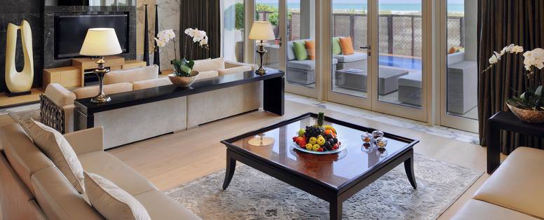 Park_Hyatt_AUHRoyal_Villa_Living_Room-min