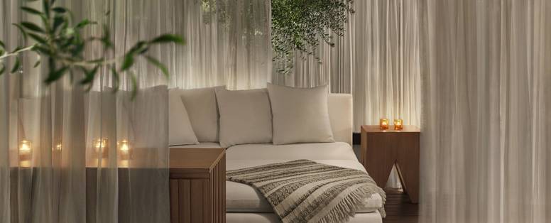 The_Abu_Dhabi_EDITION_-_Cabana_by_The_Pool