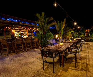 CM_Battambang_Bambu_Hotel_buiten_terras_DSC_6751_3_5