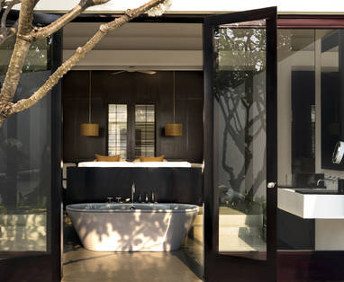 CM_Siem_Reap_Amansara_pool_suite_Amansara__Cambodia_-_Pool_Suite_High_Res_6640