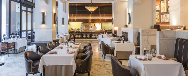 CM_Siem_Reap_Park_Hyatt_restaurant_The_Dining_Room_Live_cooking