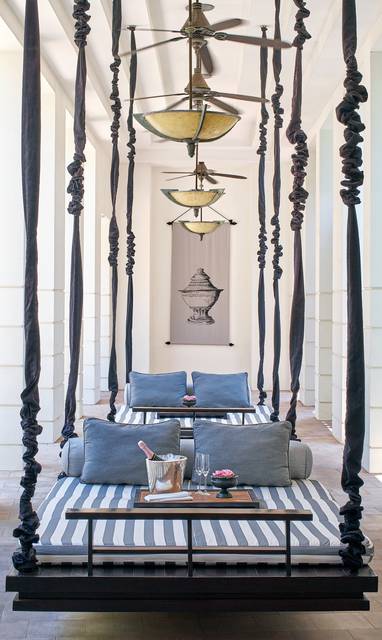 CM_Siem_Reap_Park_Hyatt_Afternoon_Tea_Courtyard_Swing