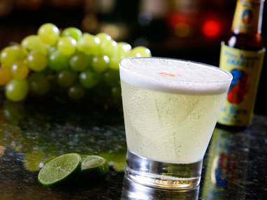 CO_PE_Lima_drankje_pisco-sour