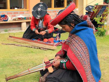 CO_PE_Chinchero_weefkunst_bevolking_cultuur_Cusco-Chinchero-ErikaNavarro-IMG0765kopie