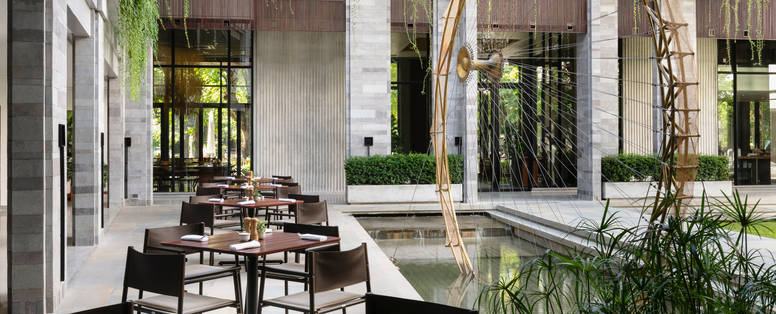 CM_Treeline_Hotel_Siem_Reap_buiten_terras_SEED_exterior_1