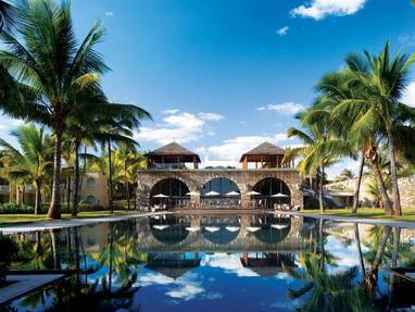MU_Outrigger_Mauritius_Beach_Resort_Mercado