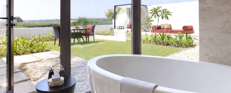 One_Bedroom_Lagoon_View_Villa_Bathroom