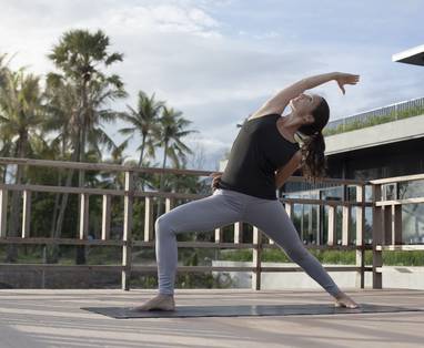 CM_Amber_Kampot_yoga__V0A2326