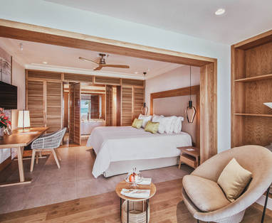 MU_SUGAR_BEACH_deluxe_beach_room_(2)