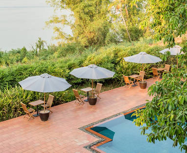 CM_Kratie_Le_Relais_de_Chhlong_zwembad_uitzicht_IMG_2474