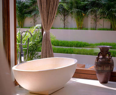 CM_Heritage_Suites_Hotel_Siem_Reap_website_badkamer_slide-the-residence04