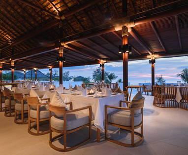 Ocean Restaurant bij The Royal Sands op Koh Rong in Cambodja