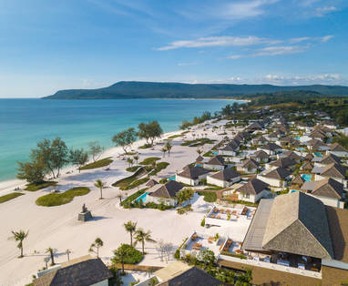 Bovenaanzicht bij The Royal Sands op Koh Rong in Cambodja
