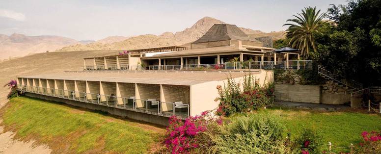 PE_CO_Empedrada_lodge_buitenaanzicht_empedrada-1-scaled