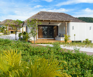 Oceanview villa bij The Royal Sands op Koh Rong in Cambodja