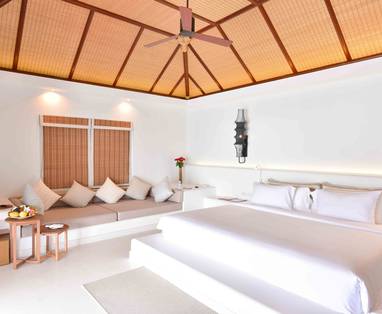 Slaapkamer bij The Royal Sands op Koh Rong in Cambodja