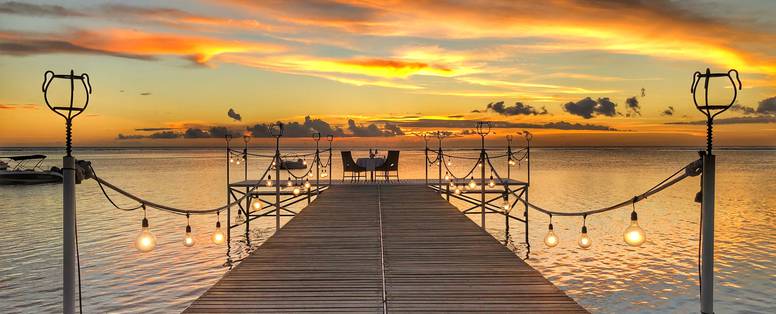 MU_Flic_and_Flac_Maradiva_Villas_Resort_and_Spa_Sunset_-_Jetty_(3)