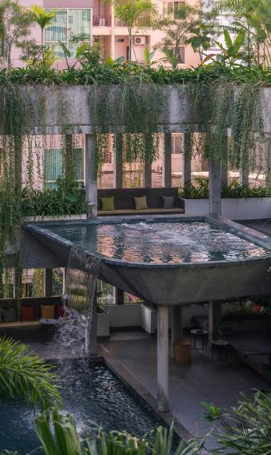 CM_Baitong_Urban_Resort_zwembad_overloop